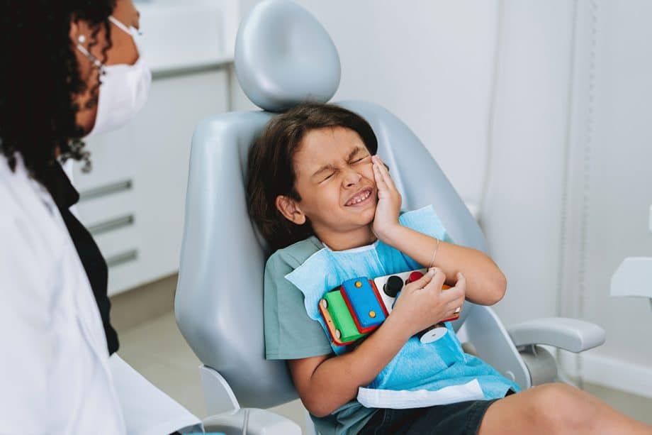 Common Dental Emergencies in Kids and How to Handle Them Fast