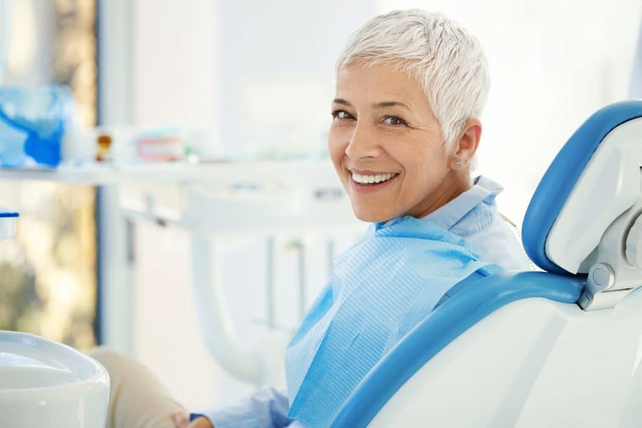 Smile Makeovers: What’s Included in a Full Cosmetic Dentistry Plan?